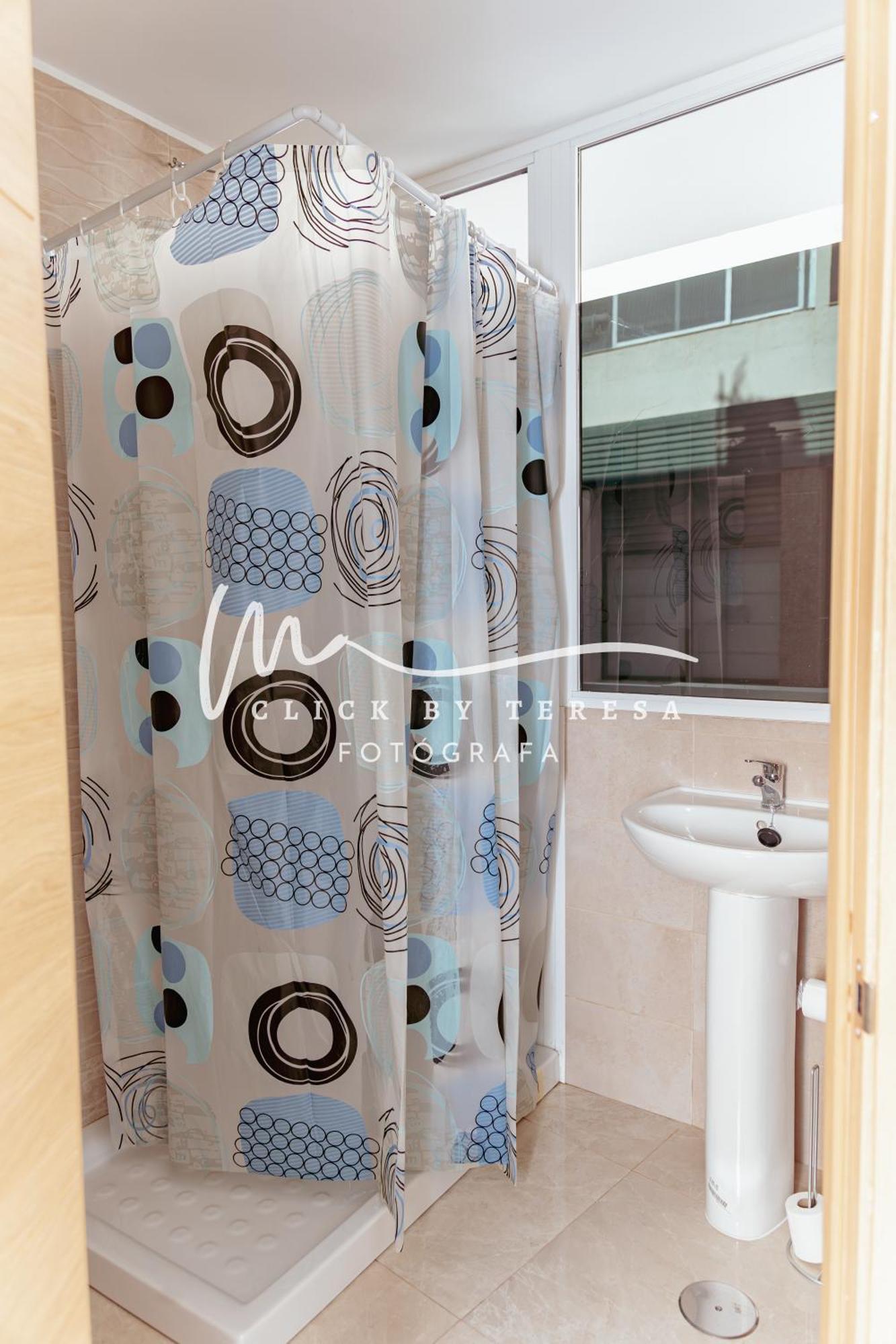 Few Steps From The Beach Hostel In Los Cristianos Arona  Exterior photo